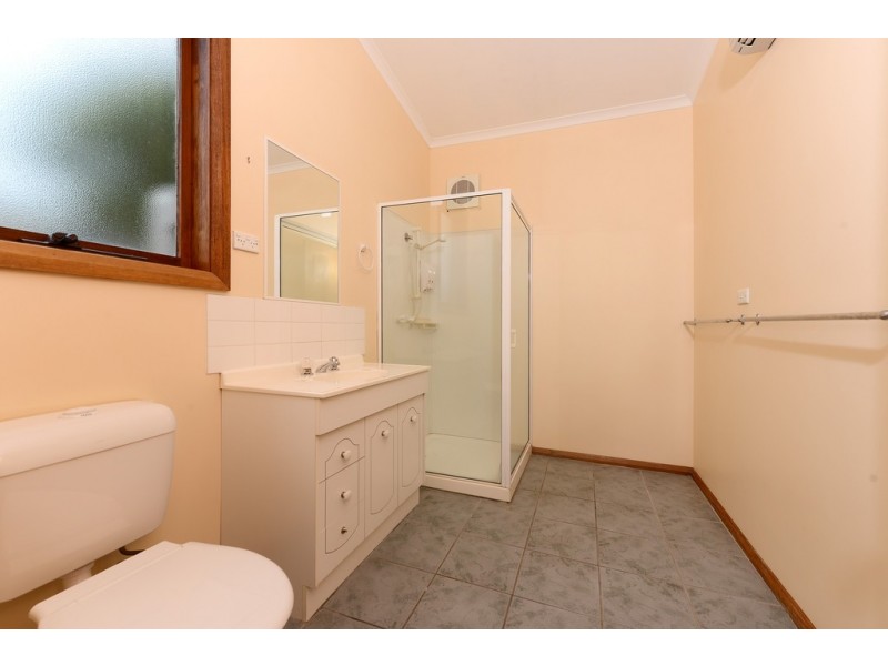 15 Russell Road, Claremont TAS 7011