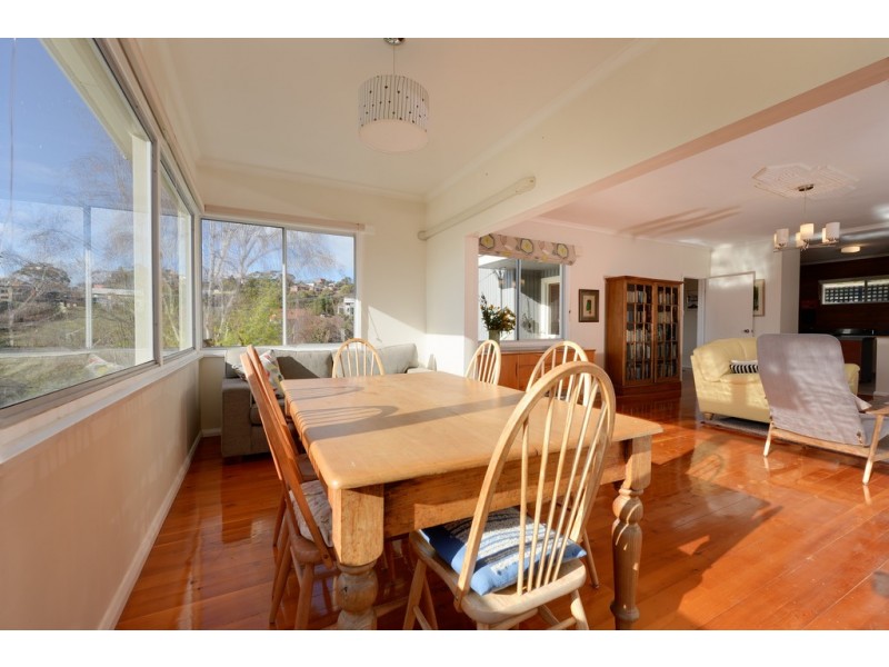 4 Giblin Street, Lenah Valley TAS 7008