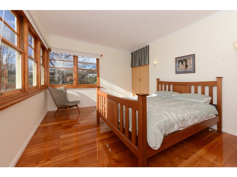 4 Giblin Street, Lenah Valley TAS 7008