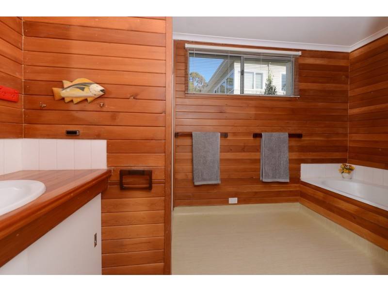 4 Giblin Street, Lenah Valley TAS 7008