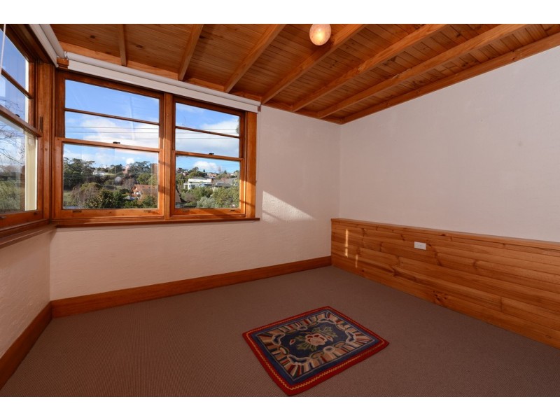 4 Giblin Street, Lenah Valley TAS 7008