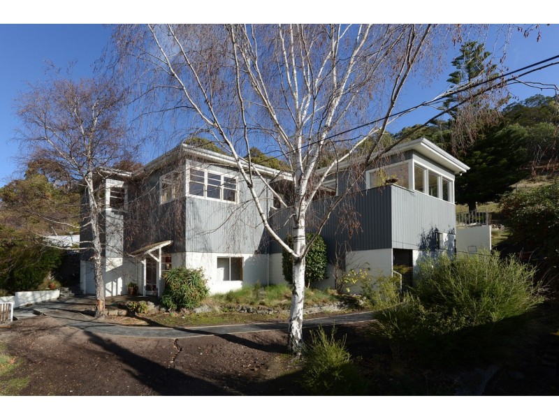 4 Giblin Street, Lenah Valley TAS 7008