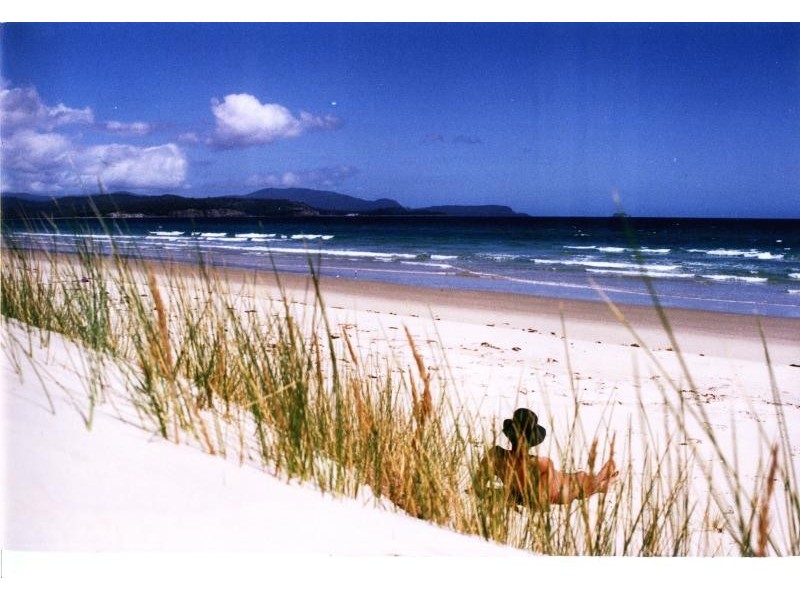 Dennes Point TAS 7150