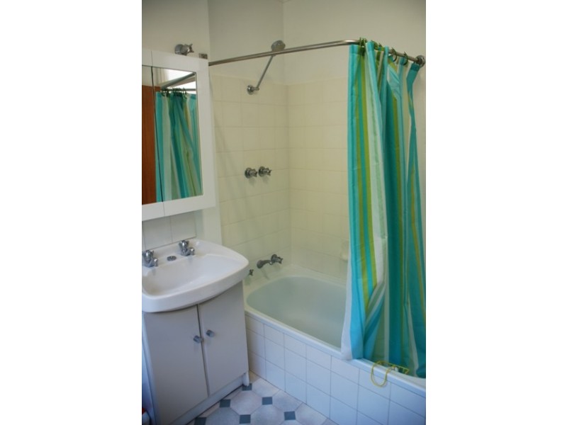 1/5 Augusta Road, New Town TAS 7008