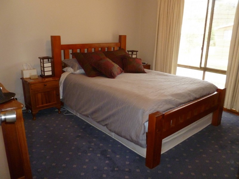 7 Rangeview Crescent, Lenah Valley TAS 7008