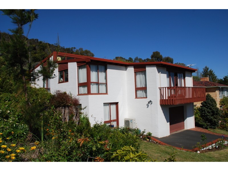 Lindisfarne TAS 7015