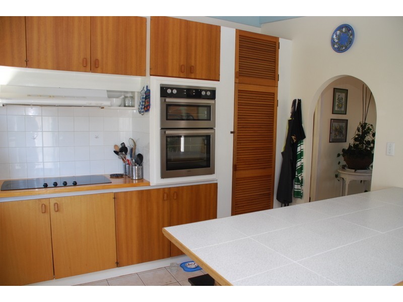 Lindisfarne TAS 7015