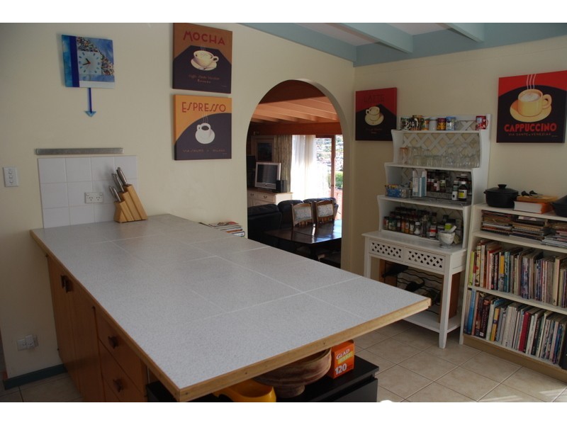 Lindisfarne TAS 7015