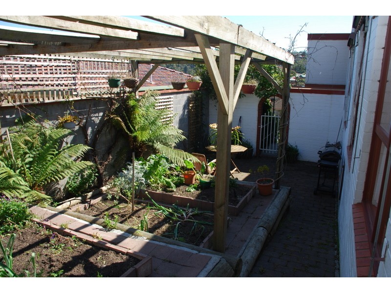 Lindisfarne TAS 7015