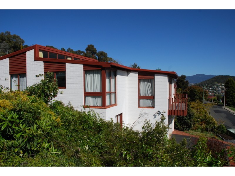 Lindisfarne TAS 7015