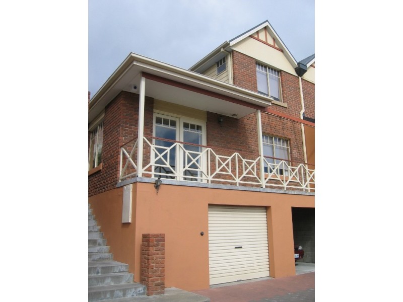 3/57 Warwick Street, Hobart TAS 7000