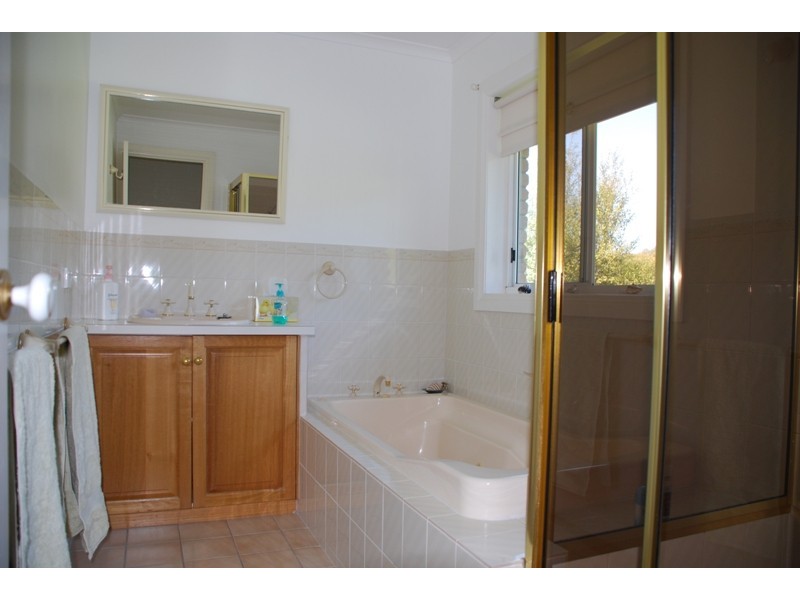 19 Utiekah Drive, Taroona TAS 7053