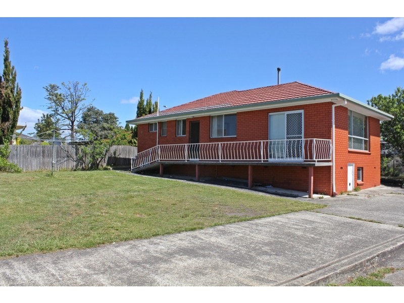 Claremont TAS 7011