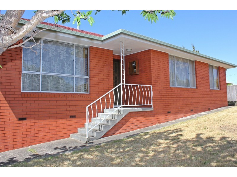 Claremont TAS 7011