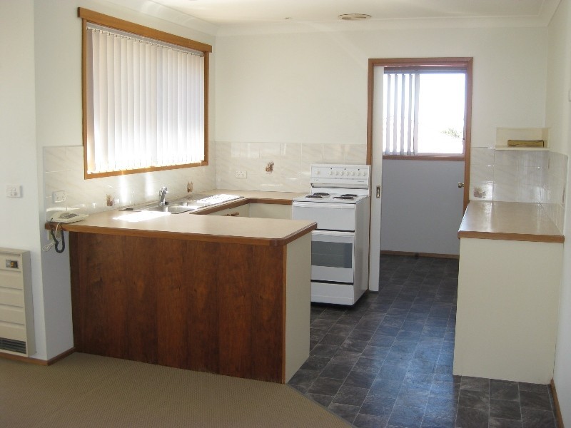 2/13 Sawyer Avenue, West Moonah TAS 7009