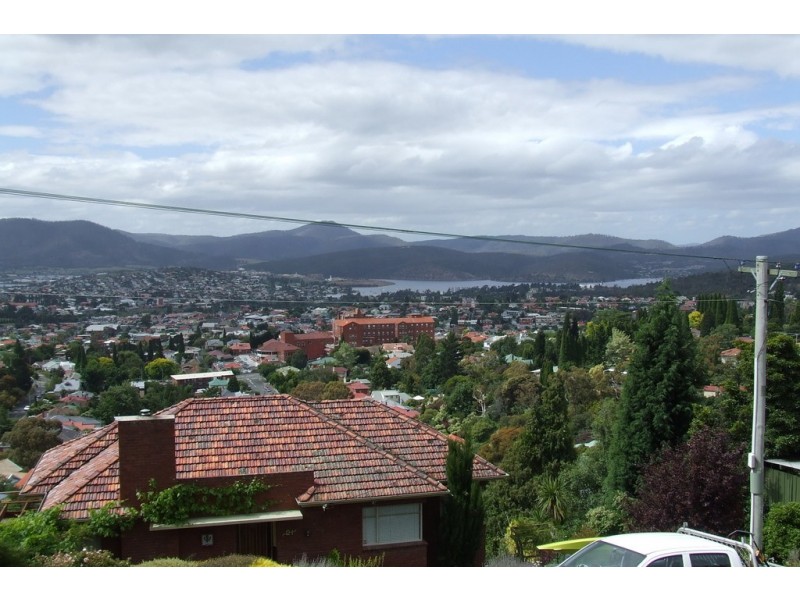 1/22 Benjafield Terrace, Mount Stuart TAS 7000