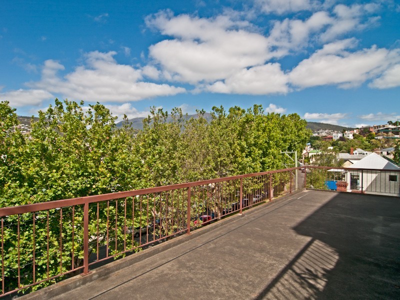 Battery Point TAS 7004