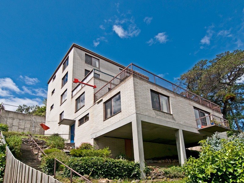 Battery Point TAS 7004