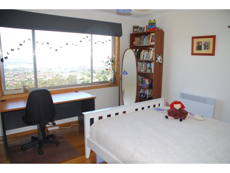 30 Weerona Avenue, Mount Stuart TAS 7000