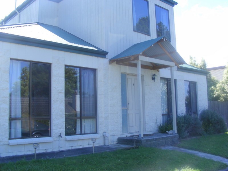 3/13 Gourlay Street, Blackmans Bay TAS 7052