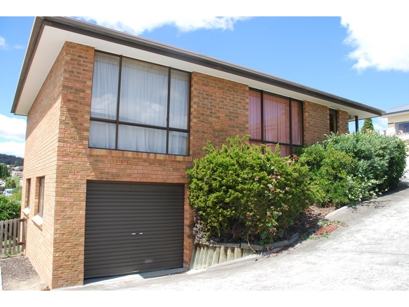 2/53 Pedder Street, New Town TAS 7008