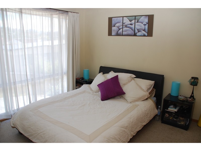 2/53 Pedder Street, New Town TAS 7008