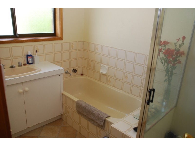 2/53 Pedder Street, New Town TAS 7008