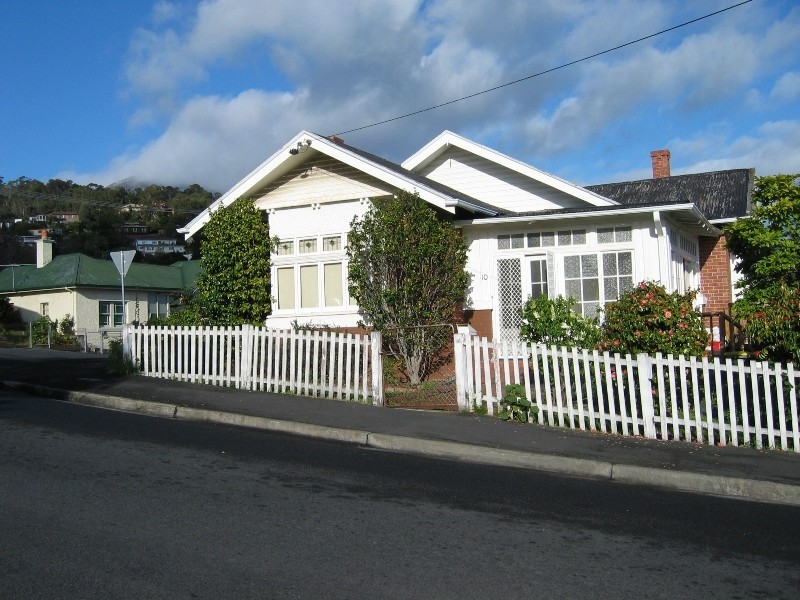 10 Greenway Avenue, Lenah Valley TAS 7008