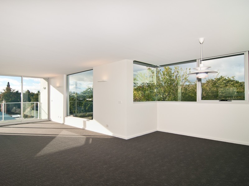 Battery Point TAS 7004