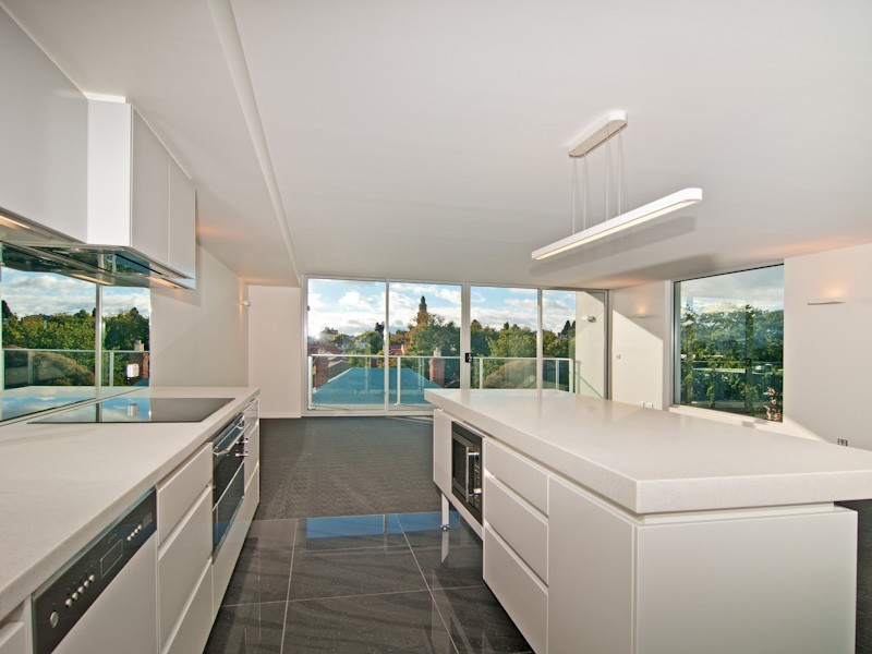 Battery Point TAS 7004