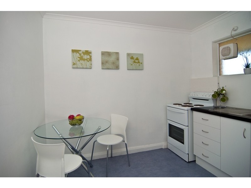2/4 Ellerslie Road, Battery Point TAS 7004