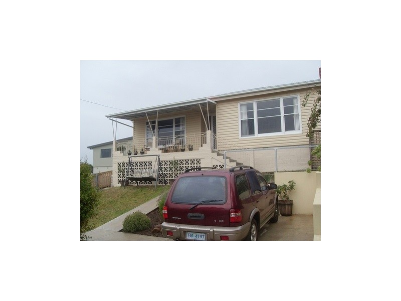 8a Chestnut Avenue, Lutana TAS 7009