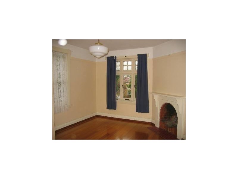 16 Toorak Avenue, Mount Stuart TAS 7000