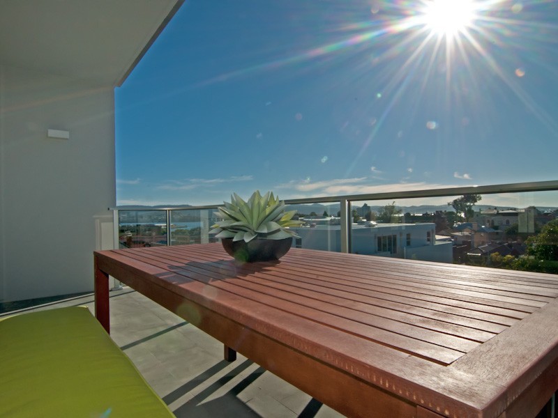 Battery Point TAS 7004