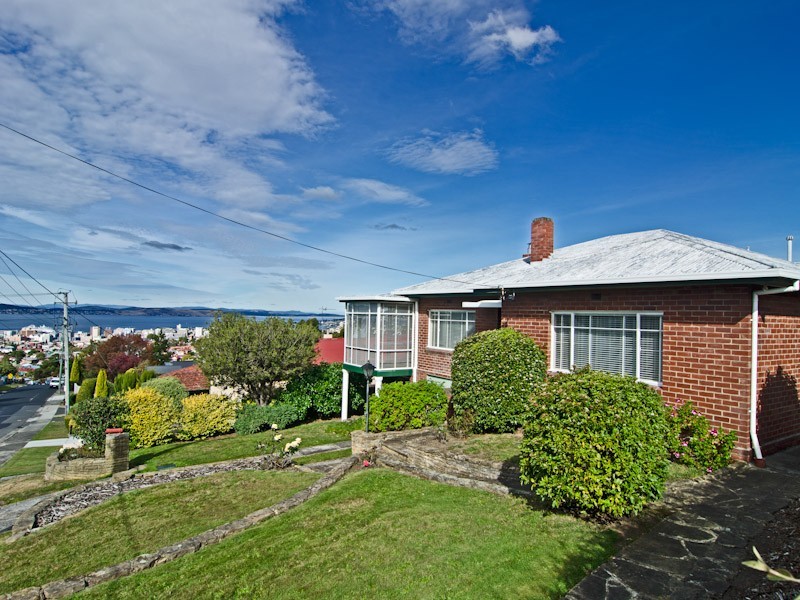 Mount Stuart TAS 7000