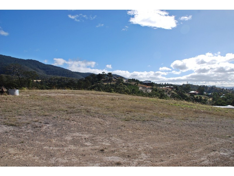 124 Branscombe Road, Claremont TAS 7011