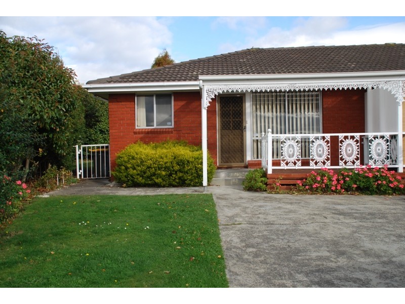 1/10 Lichan Place, Glenorchy TAS 7010