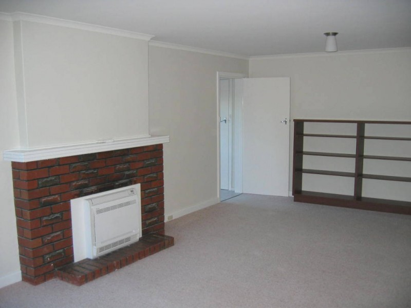 2/42 Athleen Avenue, Lenah Valley TAS 7008