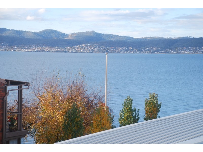 2/676 Sandy Bay Road, Sandy Bay TAS 7005