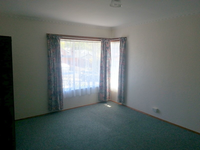 2/12 Watkins Avenue, West Hobart TAS 7000