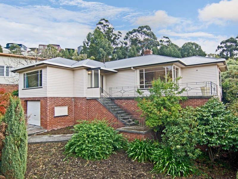 17 Valley Street, West Hobart TAS 7000