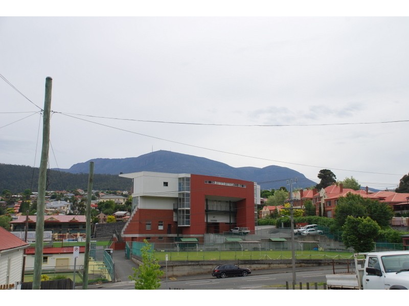 2 Newport Street, North Hobart TAS 7000
