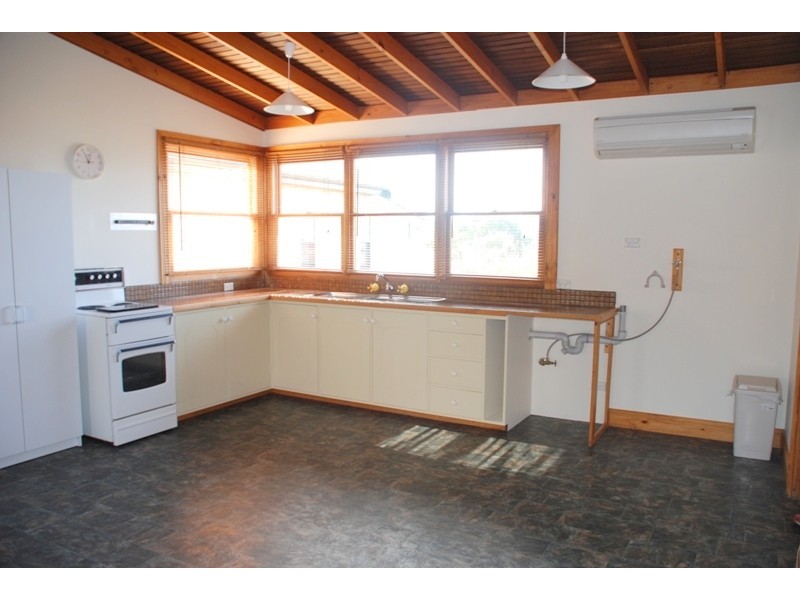16 Bonnington Road, West Hobart TAS 7000