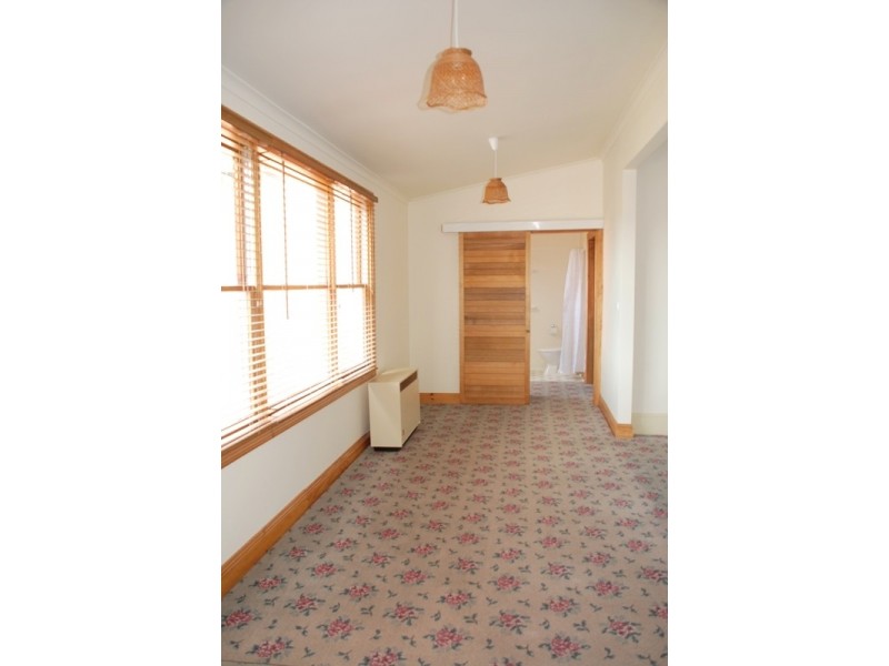 16 Bonnington Road, West Hobart TAS 7000