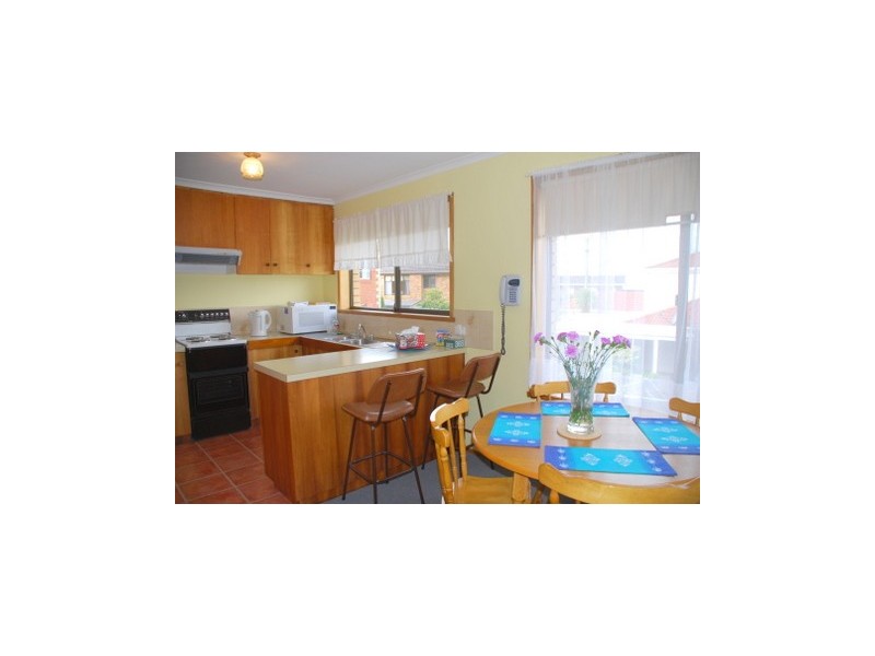 1/10 Firth Road, Lenah Valley TAS 7008