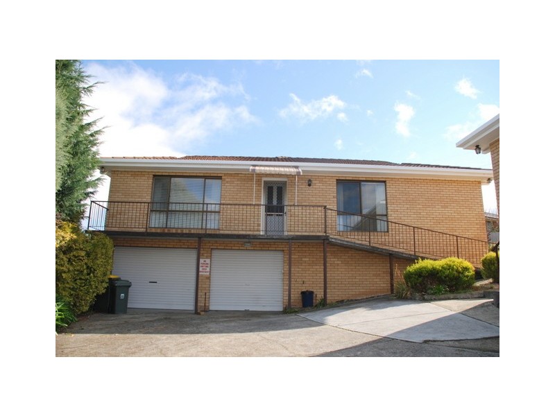2/10 Firth Road, Lenah Valley TAS 7008