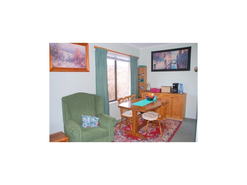 2/10 Firth Road, Lenah Valley TAS 7008