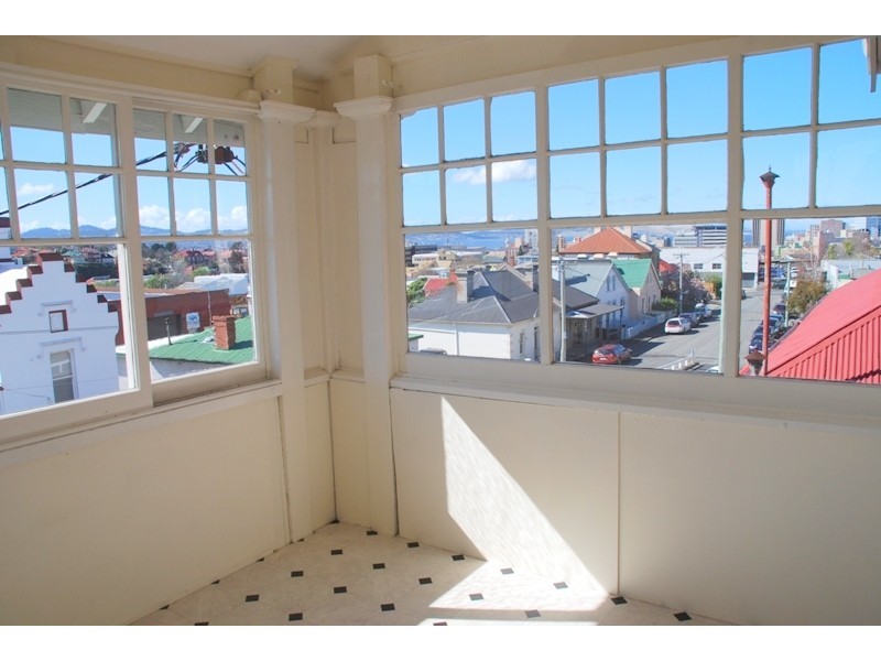20a Paternoster Row, North Hobart TAS 7000