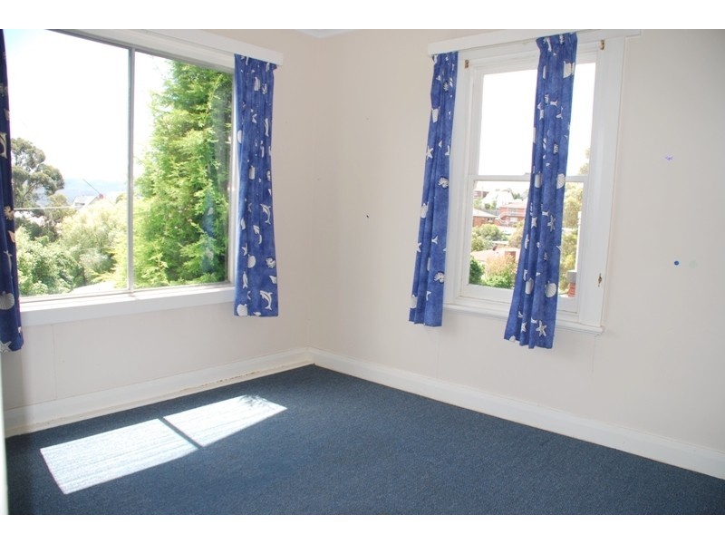 14 Gordon Avenue, Mount Stuart TAS 7000