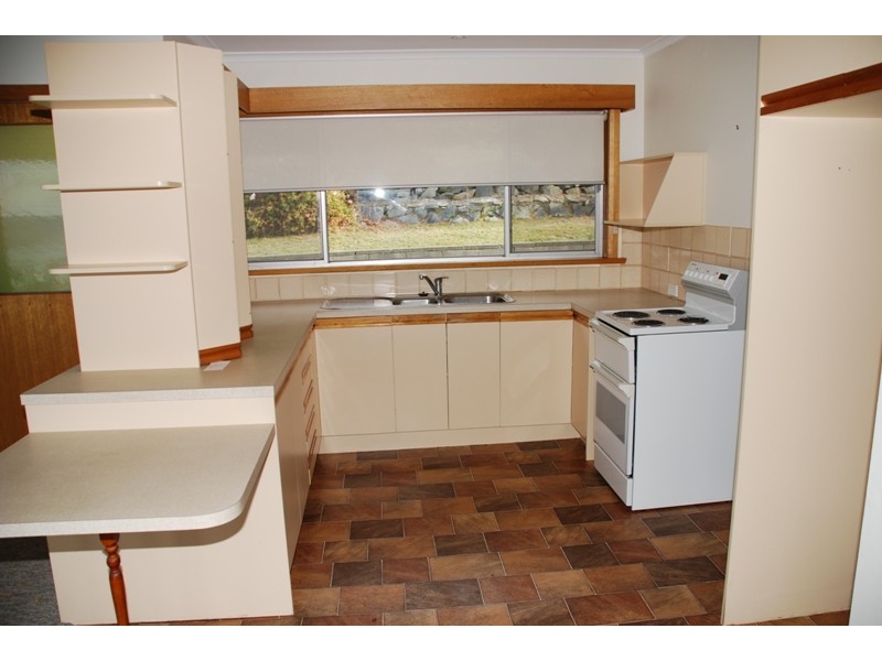 4 Kirval Court, West Hobart TAS 7000